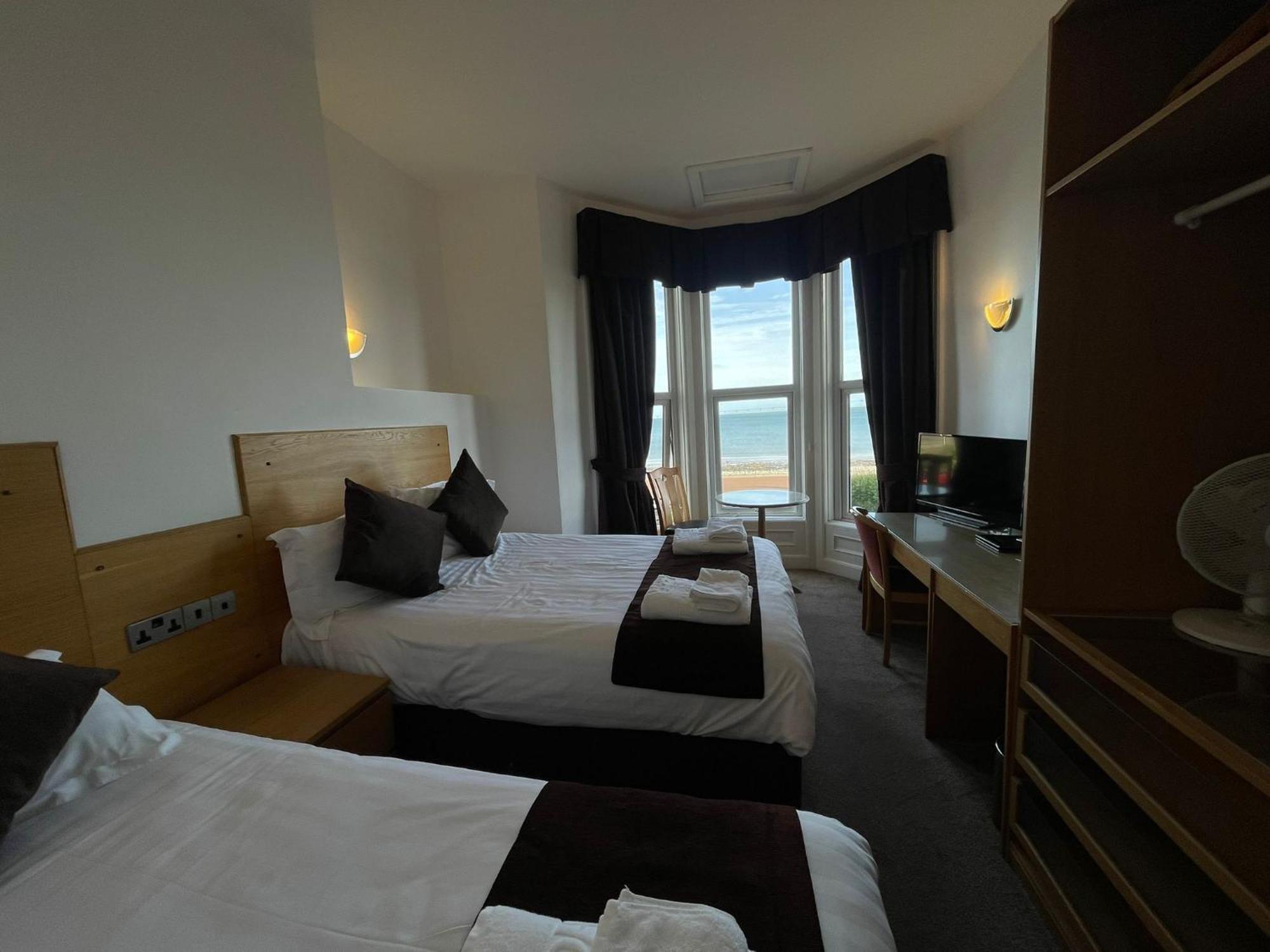 Four Saints Brig Y Don Hotel Llandudno Eksteriør bilde